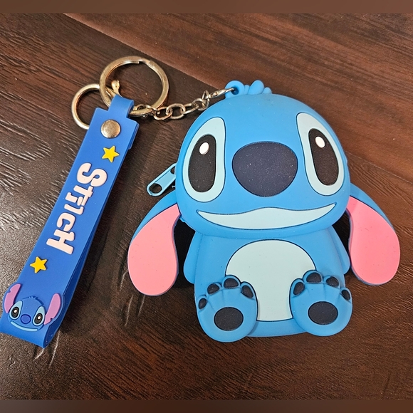 STITCH Crossbody Bag and Keychains - Picture 6 of 7